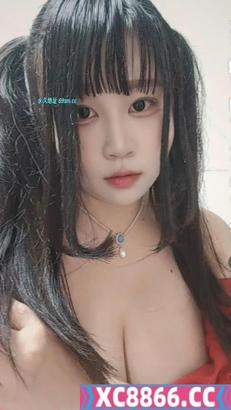 可舌吻E乳妹子