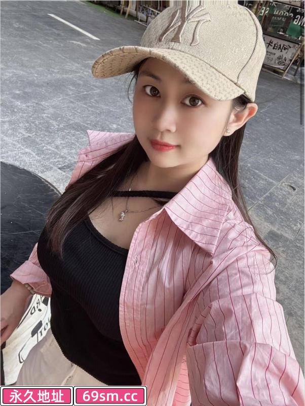 大奶制服娜娜