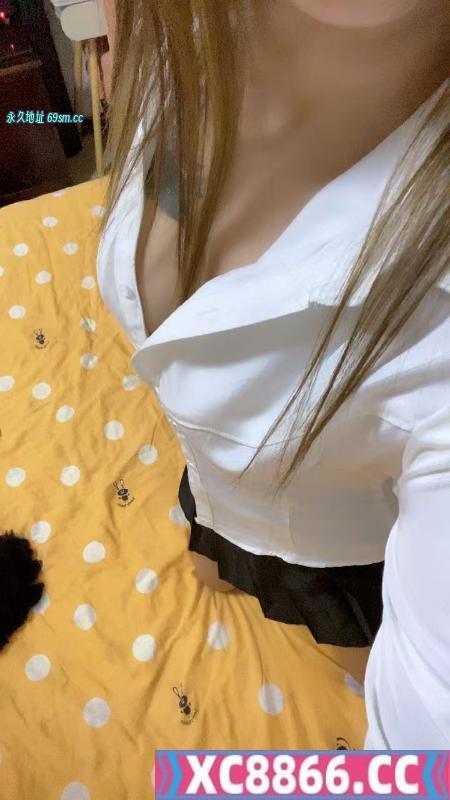 闷骚长腿少妇