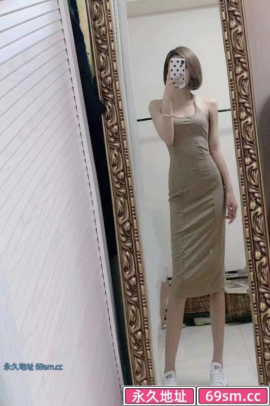 北园大街附近的小姐姐