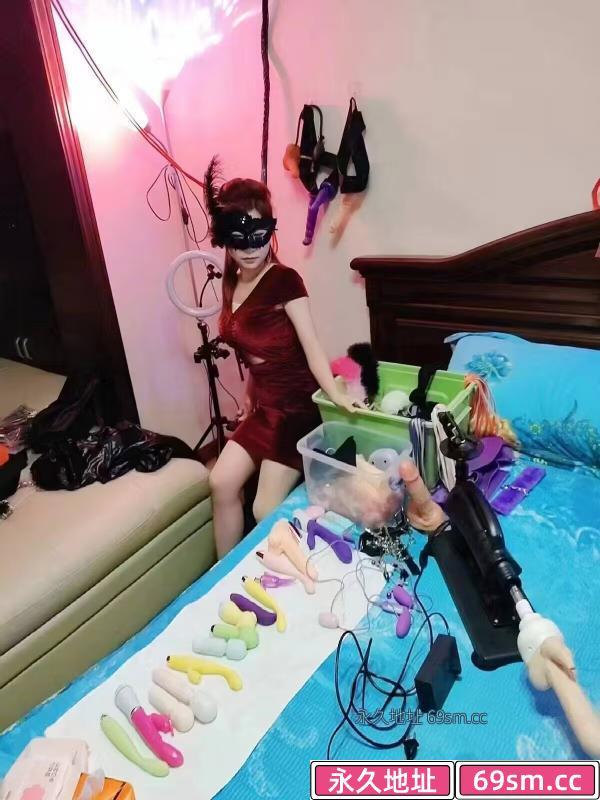 服务女M安娜