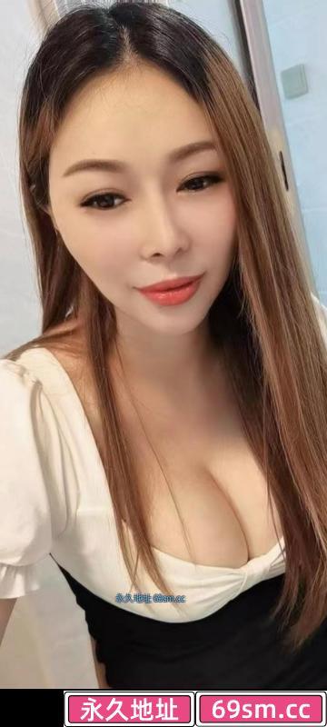 高挑身材的球球