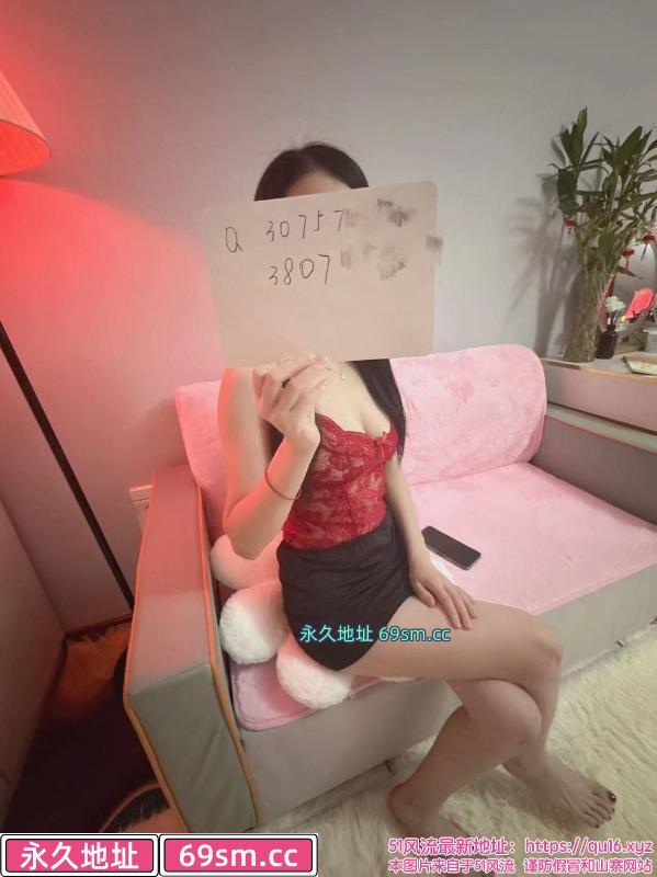 双飞大奶蜜糖果冻