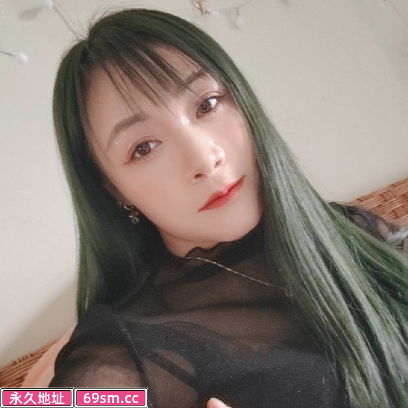 江宁巨臀美女