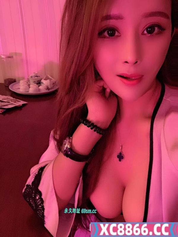 二刷巨乳反差骚浪御姐