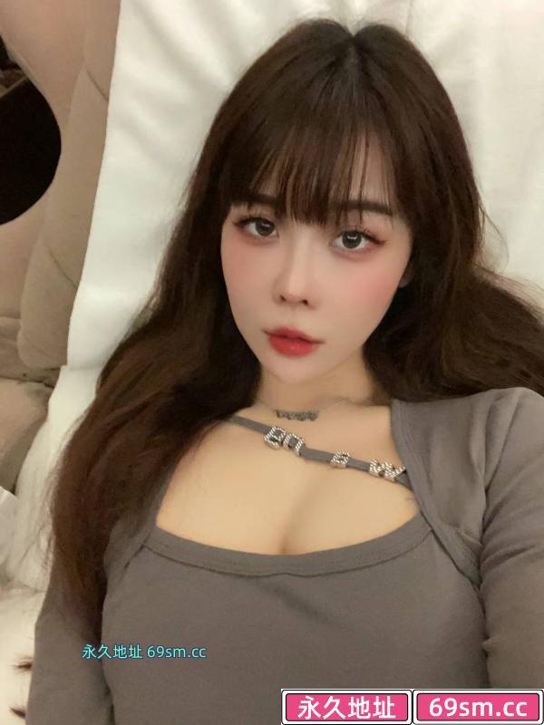 姿势配合颜值老师