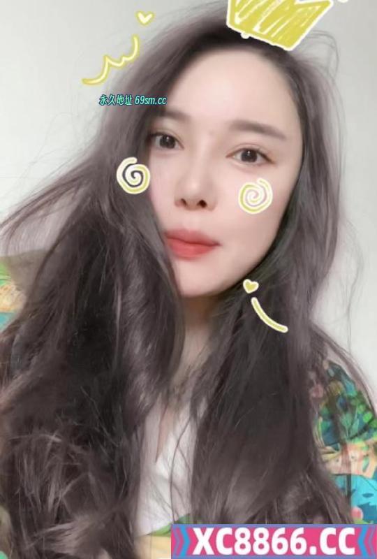 建邺吾悦广场小姐姐