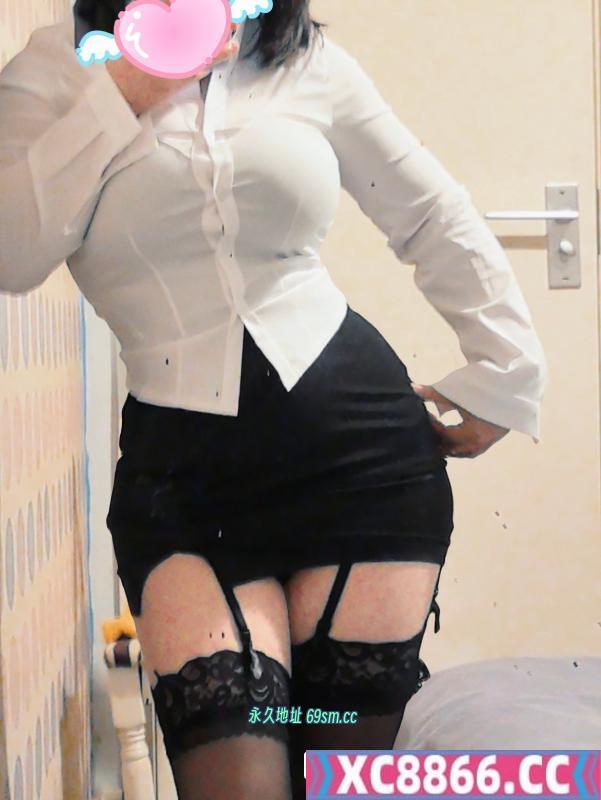 肥臀巨乳小酒