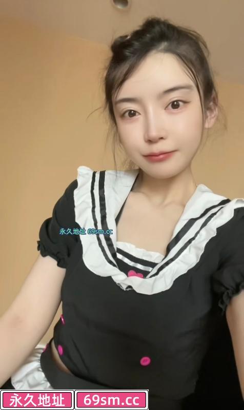 娇小型少女