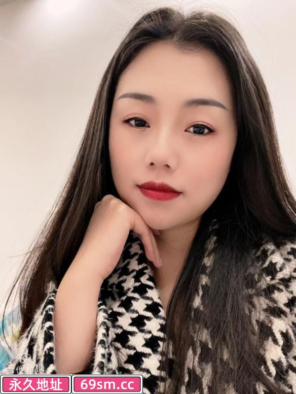 可无套少女武昌汉街