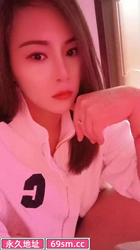 鼓楼美女