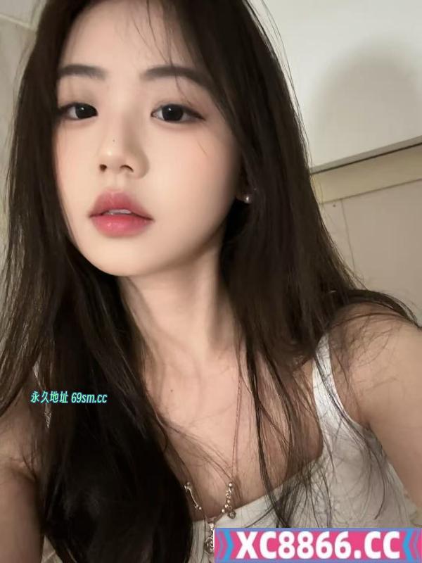 清纯闷骚七七