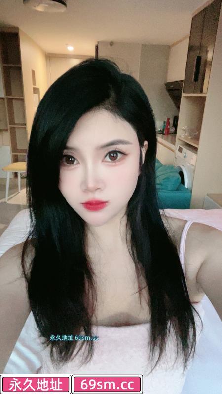 骚女醒醒大长腿