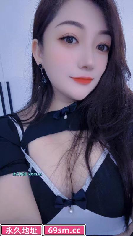 肉臀大奶娜娜