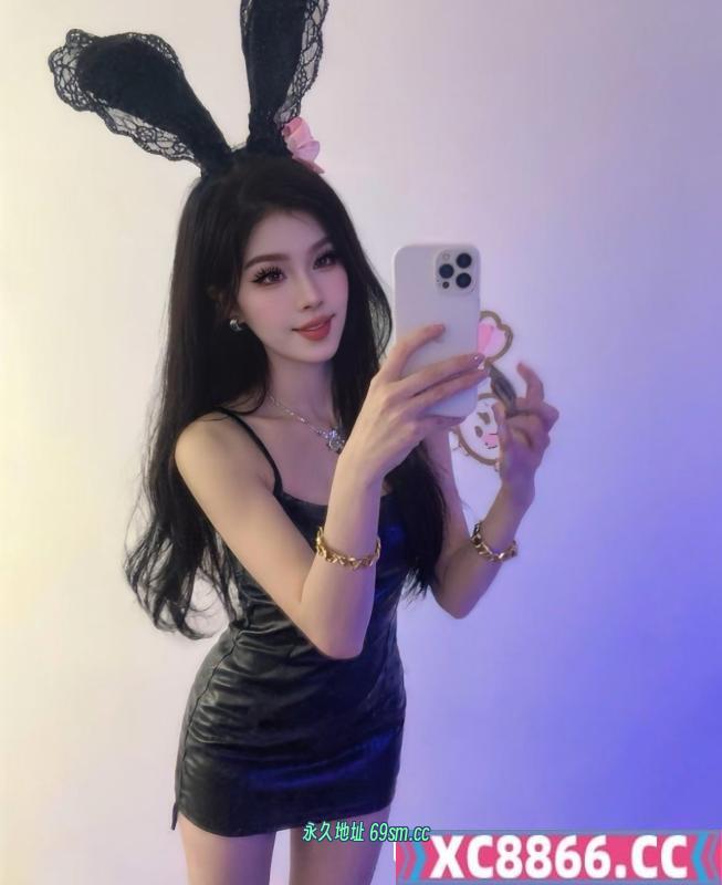 河西蜜桃臀古丽
