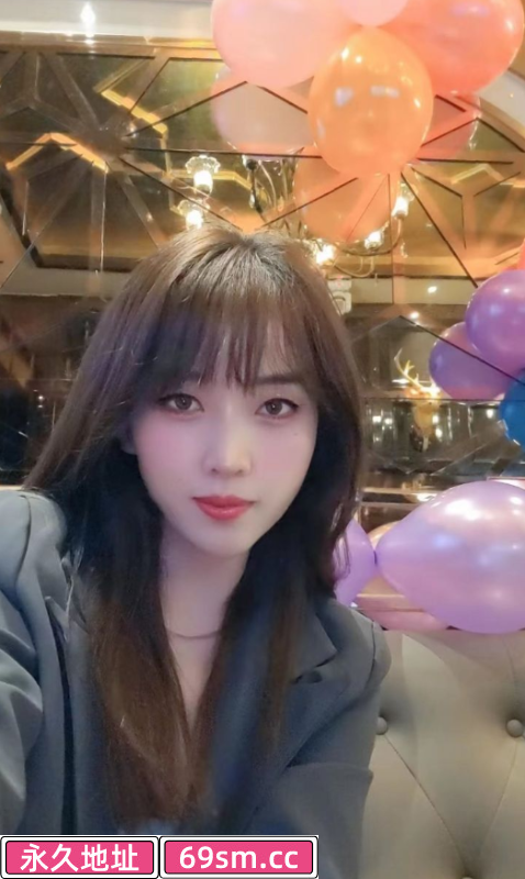 清純美女小羽