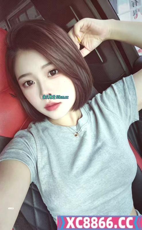 短发韵味轻少妇