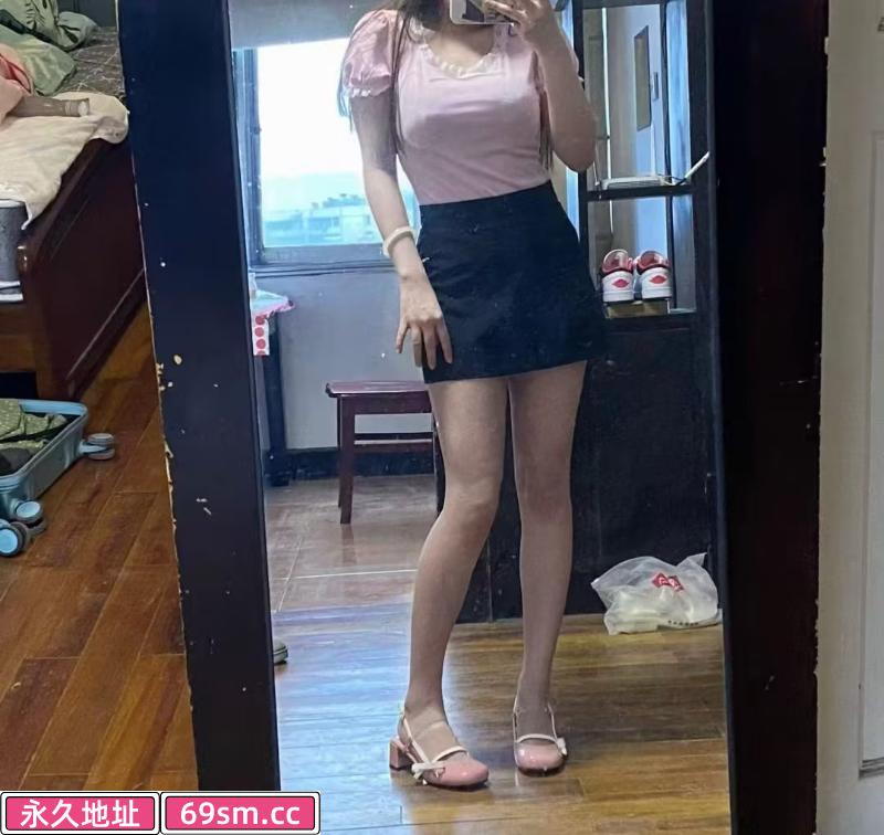 龙华的眼睛骚妇