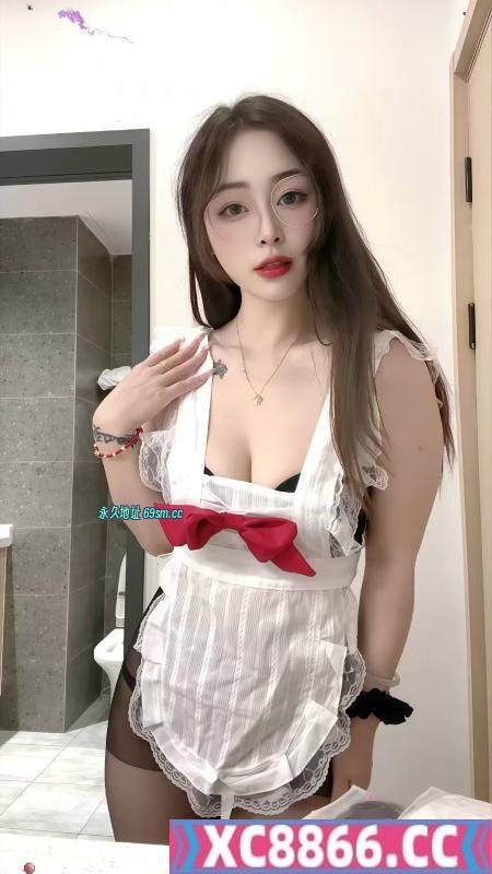 情趣制服大奶骚妹