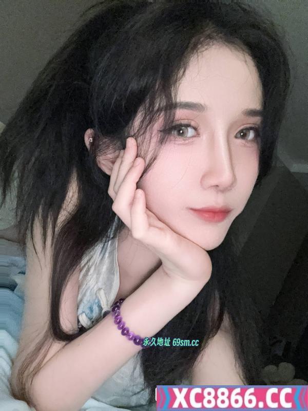河东大胸美女