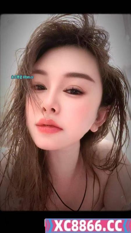 蜜桃臀健身教练咪西儿