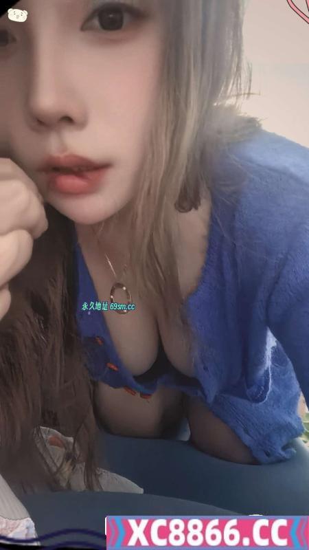 江岸肥臀骚货妞妞