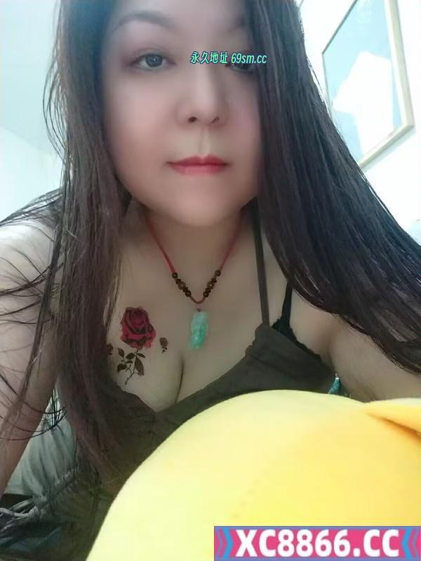 武汉大奶雨荷