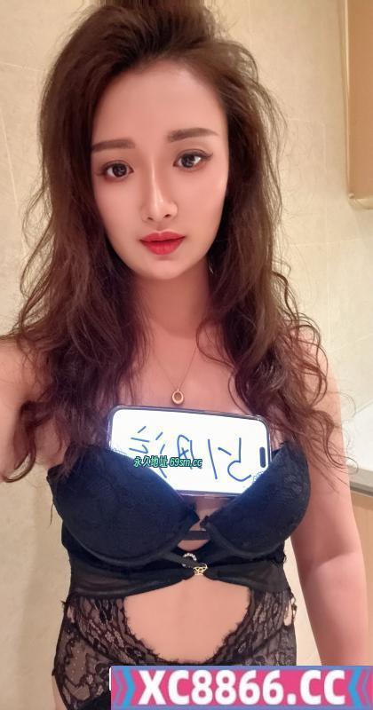 兼职风骚服务系御姐