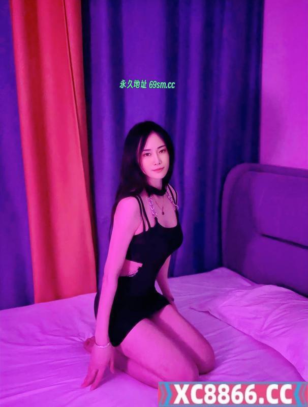 萧山美腿俏美人