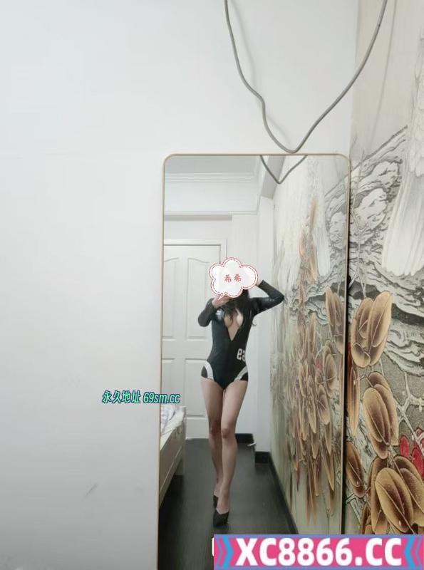 健身包子哔希希
