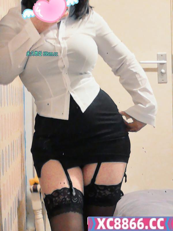 肥臀巨乳小酒