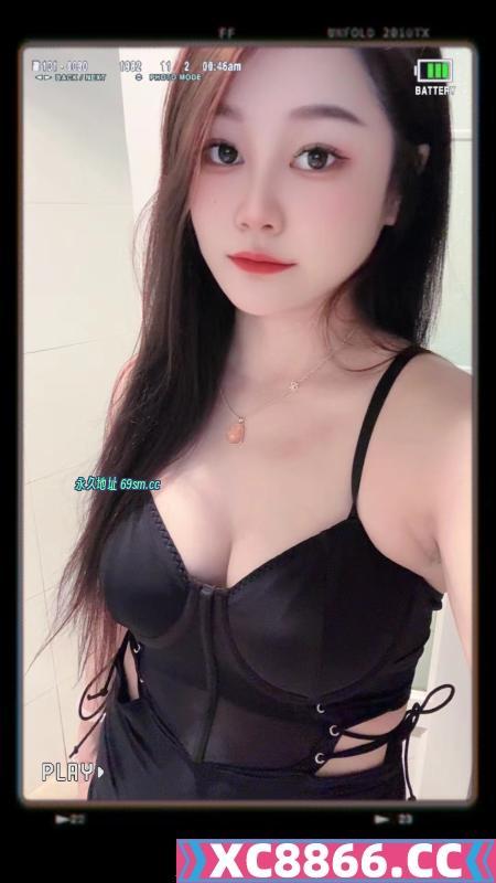 蜀山风骚肤白小姑娘