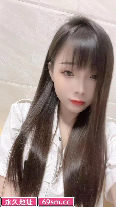 武汉性感小美女