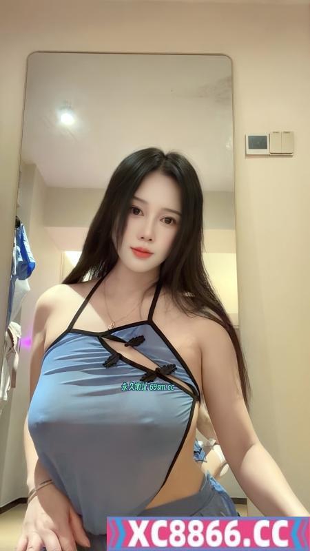 颜值D奶骚女冷萌
