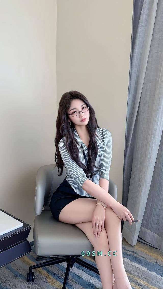 性感火辣小妖精