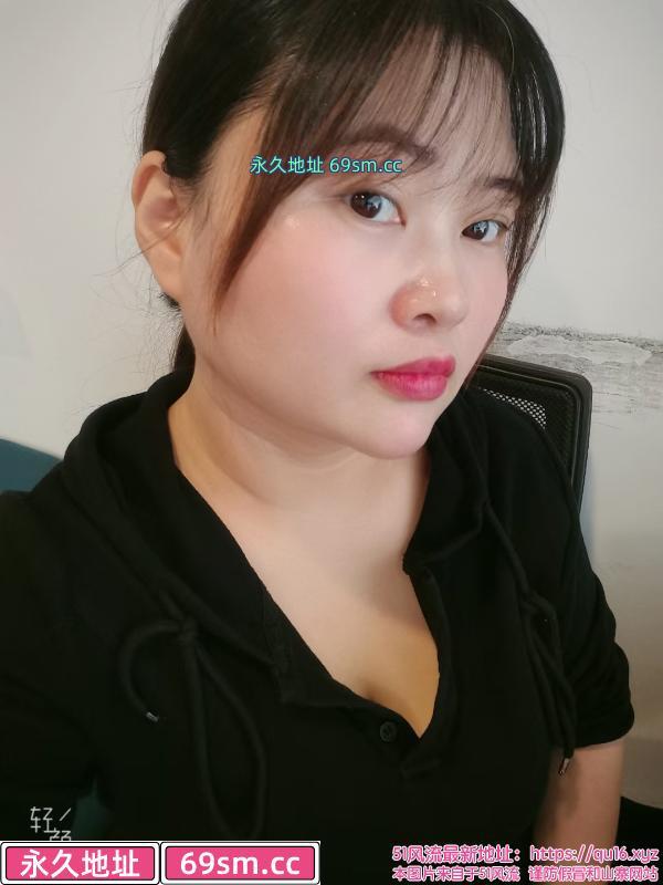 南山大胸少妇