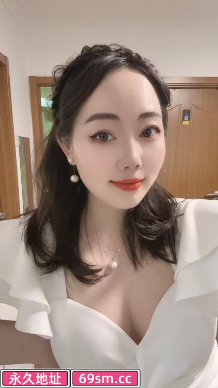 态度极好的妹子