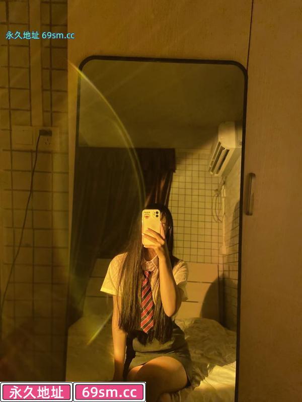 静安俏皮妹子