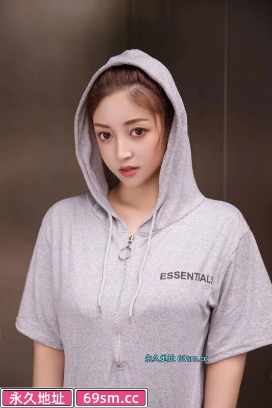 南坪东北美女