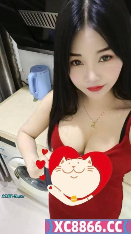 宝安大胸翘臀骚女