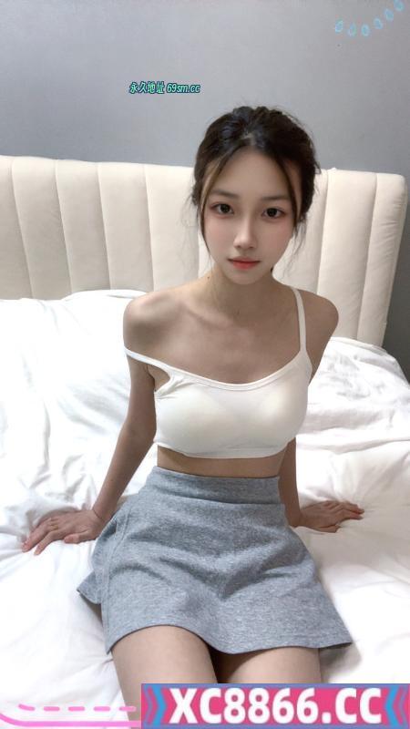 板田纯素颜学生妹