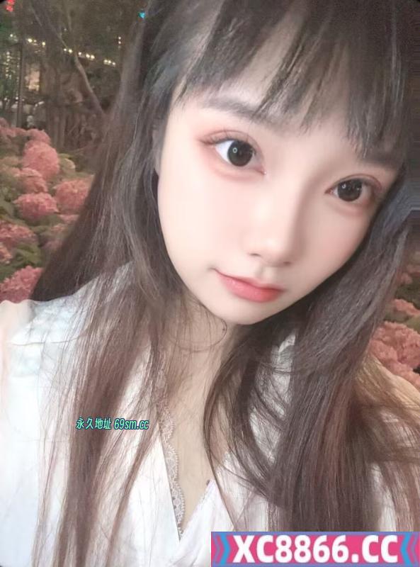 浦东大胸妹子小小
