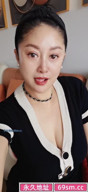 珠海金湾，大奶熟女