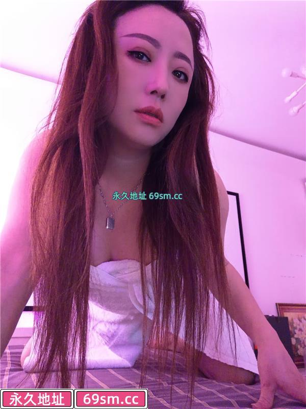 性感风骚玉臀少妇