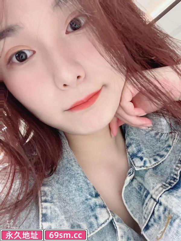 光谷年轻妹子