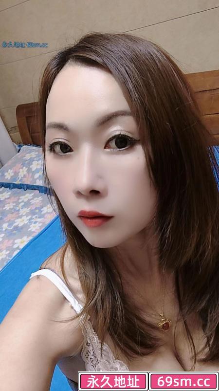 大奶骚女