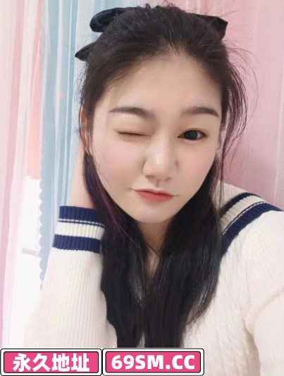 合肥练瑜伽的女孩