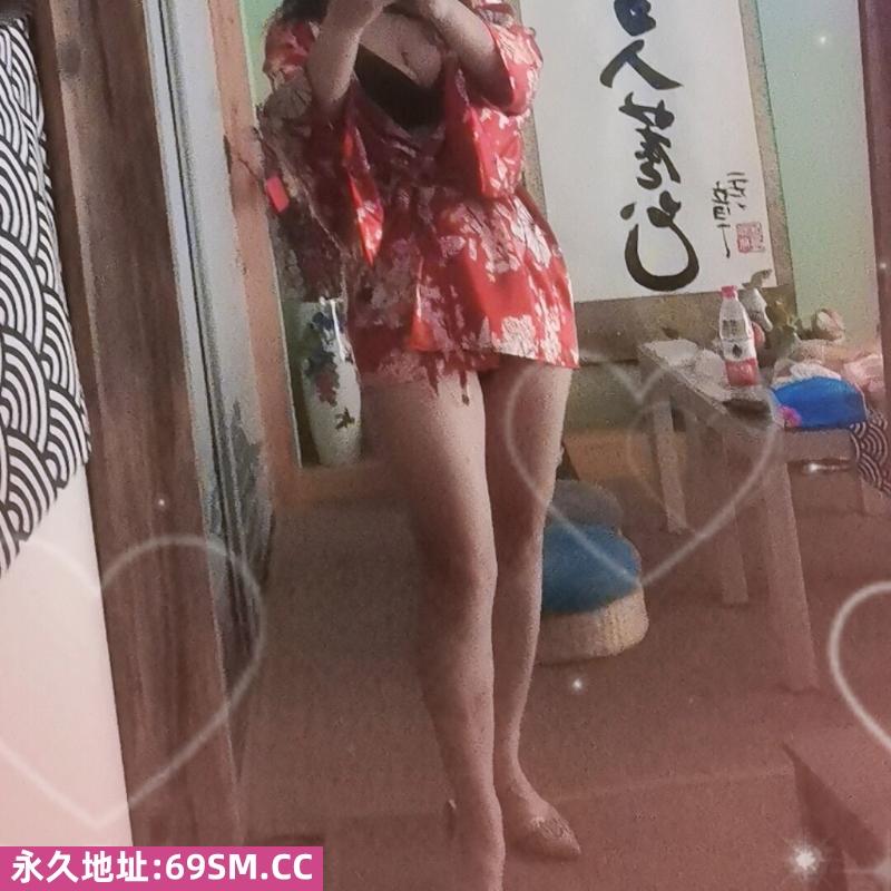 循礼门狗尾巴草