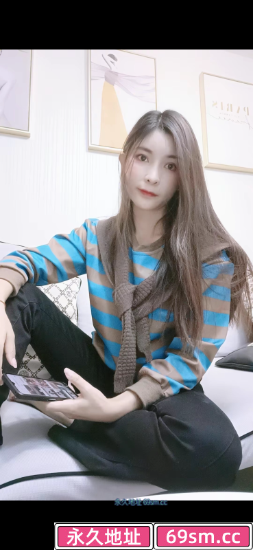 黑丝骚女
