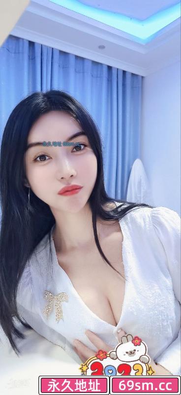 服务到位颜值妹子